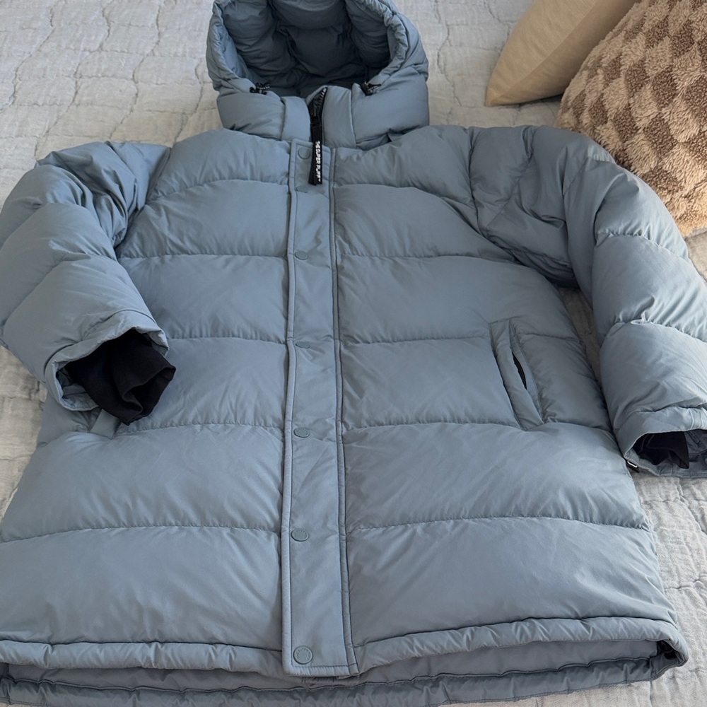 Aritzia W’s The Super Puff cliMATTE